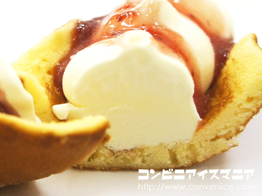 森永製菓　ホットケーキ苺のデザートアイス