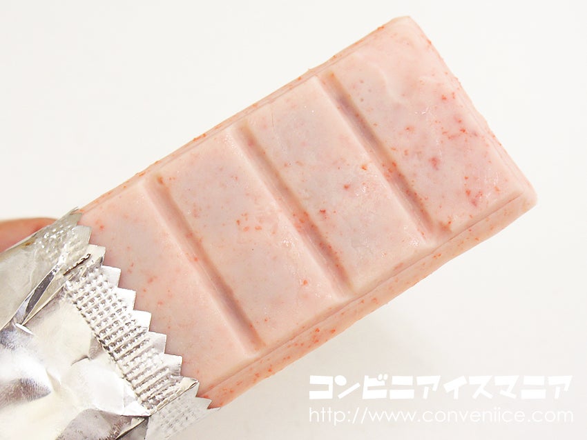 森永製菓 板チョコアイス　つぶつぶ苺