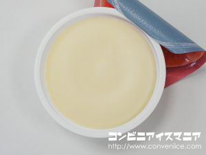 ウチカフェ 桃ソルベとレアチーズ