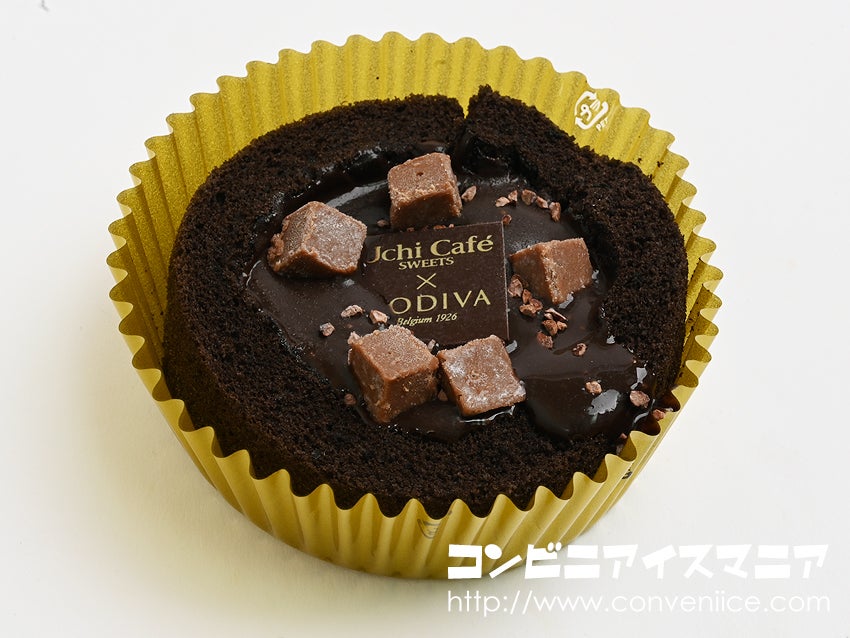 Uchi Café×GODIVA　ショコラアイスクリームロールケーキ