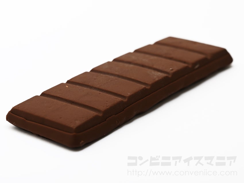 森永製菓 板チョコアイス 進撃の巨人パッケージ