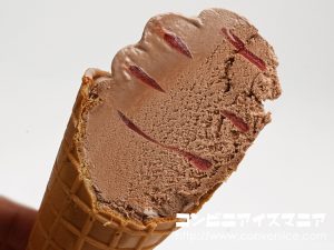 ワッフルコーン ミスターチーズケーキ カカオラズベリー