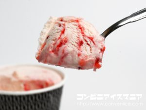 森永乳業 MOW（モウ） スペシャル 桜香るいちご