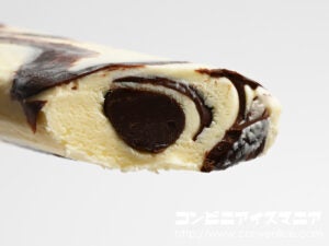 シャトレーゼ『濃いチョコバッキー 濃厚バニラ』