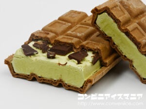 森永乳業 ピスタチオ＆チョコモナカ