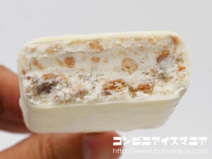 セブンプレミアム ワッフルコーンが入ったホワイトチョコ＆バニラ