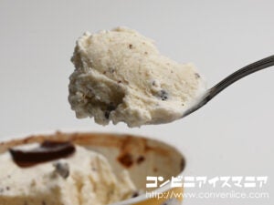 赤城乳業 セルフチョコレートクラッシュ！クッキークリーム