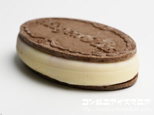 ハーゲンダッツ クリスピーサンド 木苺のバニラのパフェ