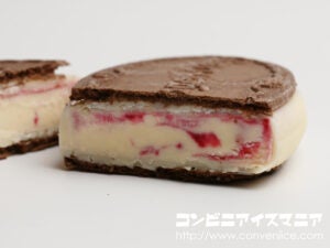 ハーゲンダッツ クリスピーサンド 木苺のバニラのパフェ