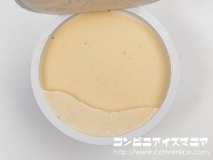 協同乳業 発酵バター香る贅沢ラムレーズンアイス