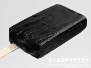 赤城乳業 漆黒のチーズケーキ