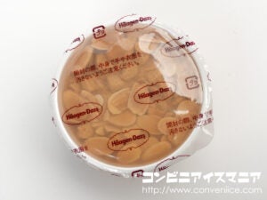 ハーゲンダッツ Decorations（デコレーションズ） アーモンドキャラメルクッキー