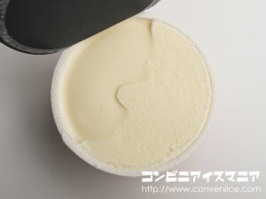 赤城乳業 もはや練乳を凍らせたようなアイス