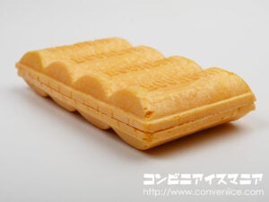 ブルボン ルマンドアイス 白桃カスタード