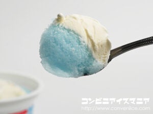 森永乳業 森永れん乳アイス ブルーハワイフロート
