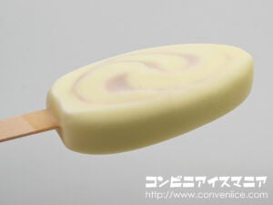 森永乳業 PARM（パルム） 杏仁ミルクストロベリー