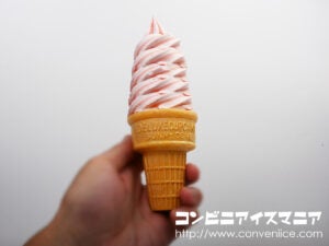 赤城乳業 たっぷりいちごソフト