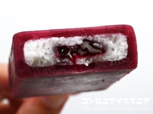 セブンプレミアム とろっと果実のブルーベリーかき氷バー