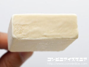 赤城乳業 平日夜の濃香バニラ