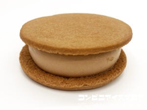 森永乳業 リプトン ミルクティーサンドアイス