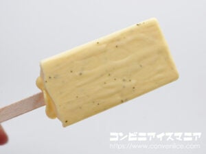 赤城乳業 かじるしあわせ濃厚バタ～