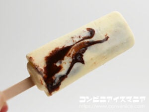 シャトレーゼ シャトレーゼ『濃いチョコバッキー 濃厚バニラ』