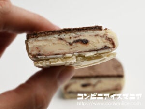 ハーゲンダッツ クリスピーサンド ホワイト＆ブラック