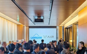 カルピジャーニ「SMART+」お披露目パーティー