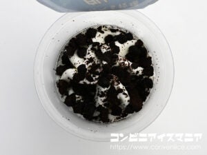 赤城乳業 たべる牧場 白いブラックサンダー