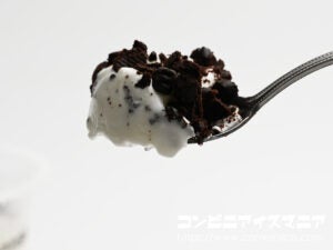 赤城乳業 たべる牧場 白いブラックサンダー