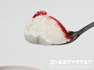 ロッテ クリームチーズアイス～Kiri®クリームチーズ使用～