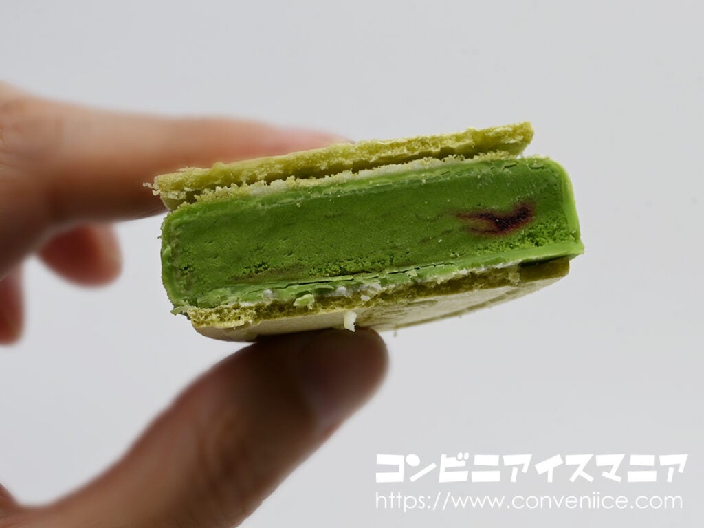 ハーゲンダッツ クリスピーサンド 抹茶ベリー