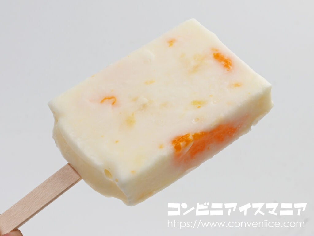 赤城乳業 ガツン、とみかん＆パイン 杏仁豆腐