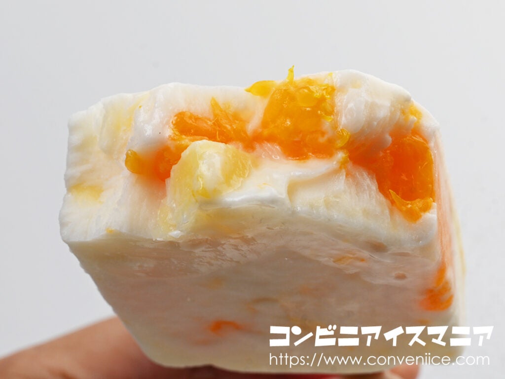 赤城乳業 ガツン、とみかん＆パイン 杏仁豆腐