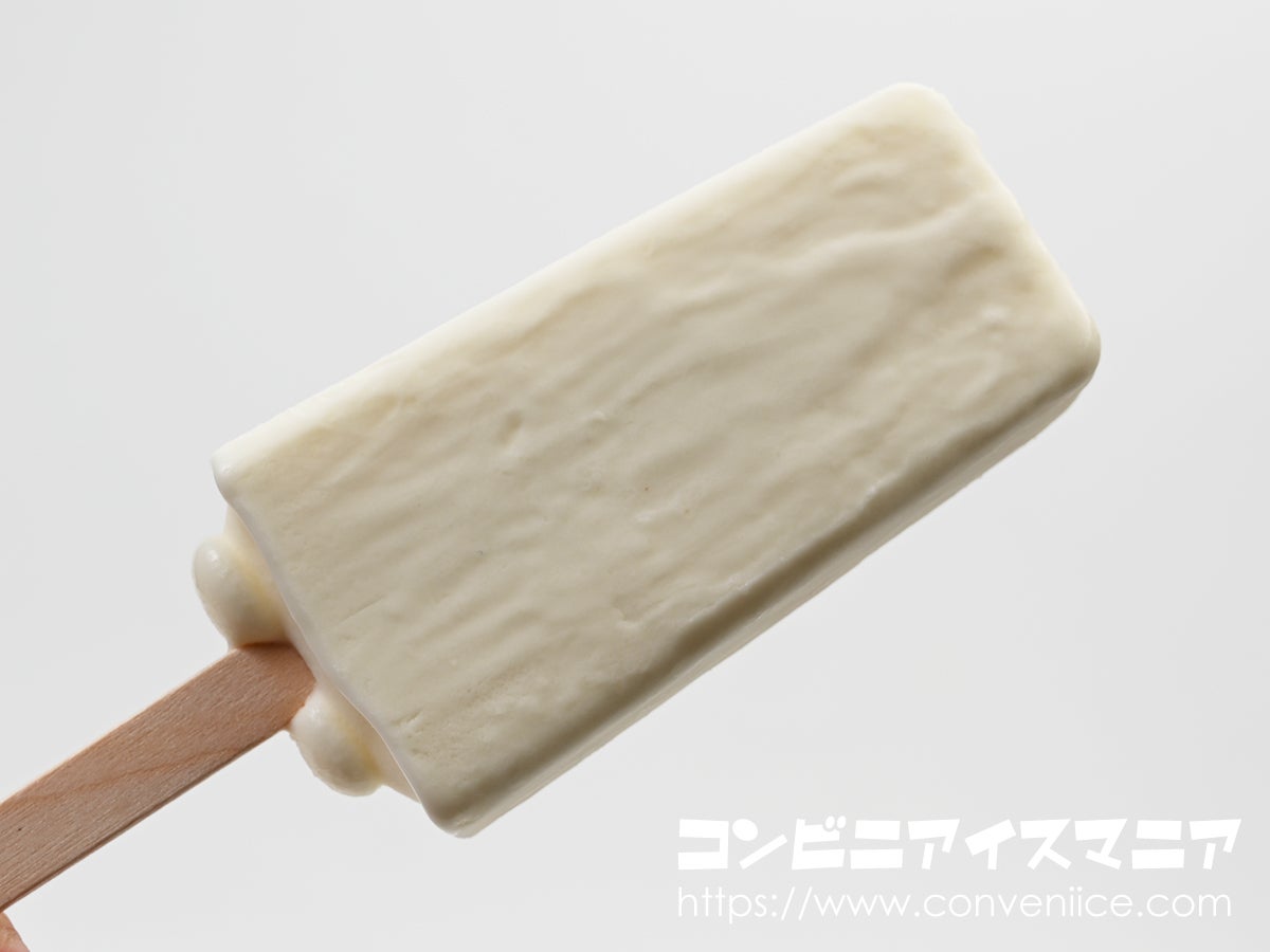 栄屋乳業 バニラヨーグルトクリーム味アイスバー