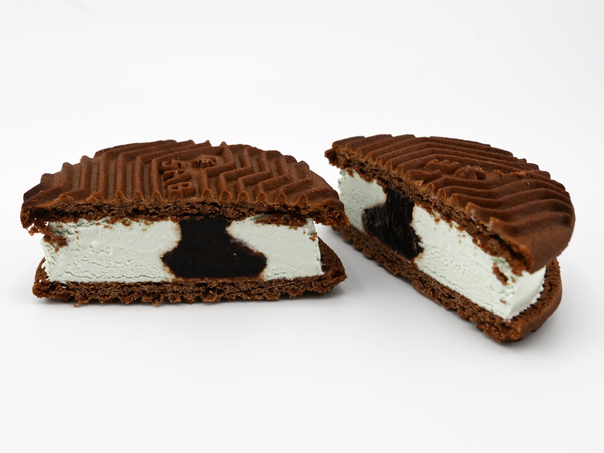 フタバ食品 チョコミントクッキーサンド