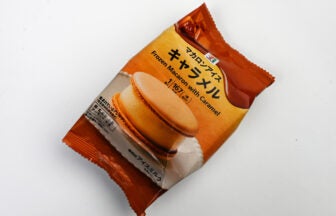 セブンプレミアム マカロンアイス キャラメル